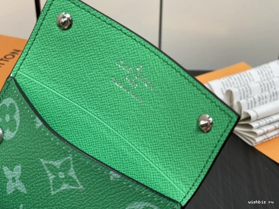 WIS Card Necklace-7.6*10*0.5CM Holder VUITTON LOUIS 0306